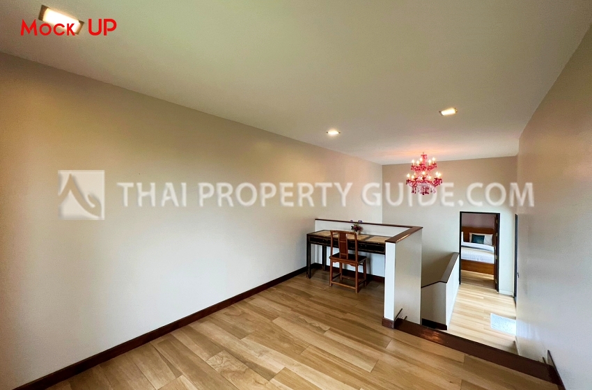 House with Private Pool in Sukhumvit 